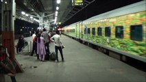 Mumbai Central-Jaipur AC Duronto Express & Mumbai Central-Ahmedabad AC Duronto Express At Borivali