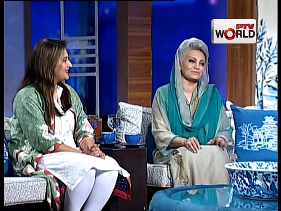 Weekend World With Sophiya (Date:17-04-2015) Musarrat Misbah , Redah Misbah Qureshi