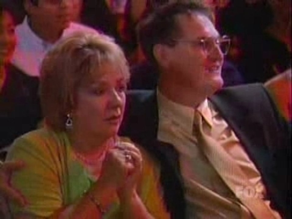 Kelly Clarkson - A Moment Like This