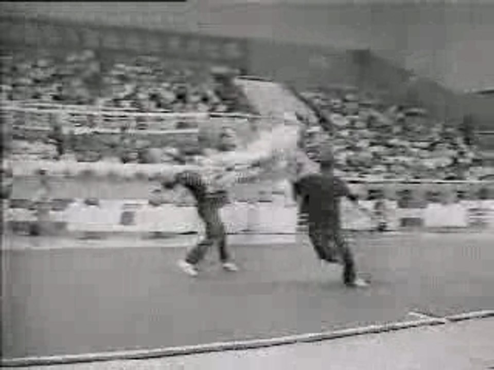 Bruce Lee -Capoeira Floor Demonstrations