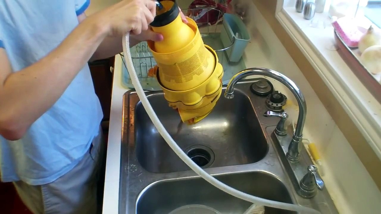 How to Clean Your Dyson!!!