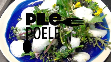 Astuce de chef pour assaisonner une salade : remplacer une vinaigrette par une émulsion