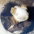 Vue depuis ISS de l'éruption du volcan Calbuco