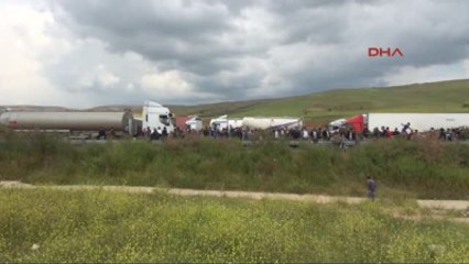 Şanlıurfa-Mardin Karayolunu Ulaşıma Kapattılar