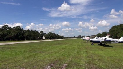 Je Crois que ce Pilote a Oublié quelque chose