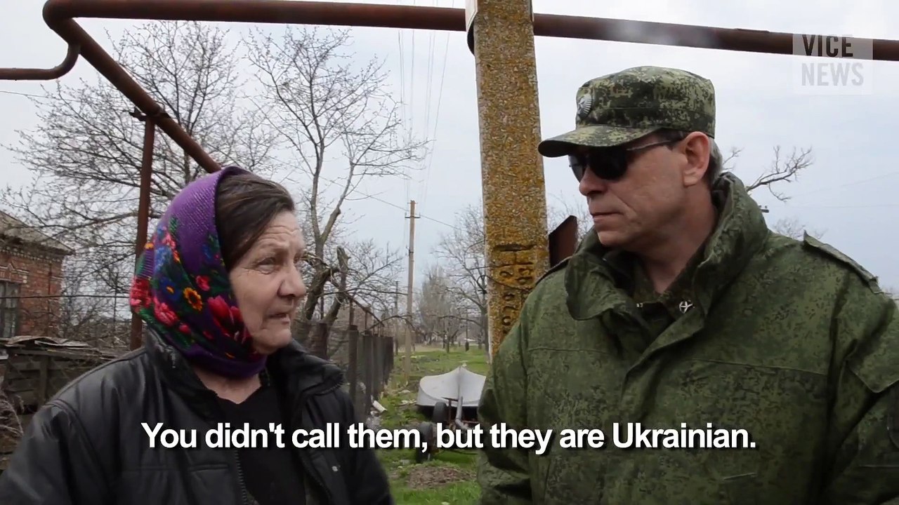 Діалог української пенсіонерки і поліцая «ДНР» в Широкіно підірвав мережу