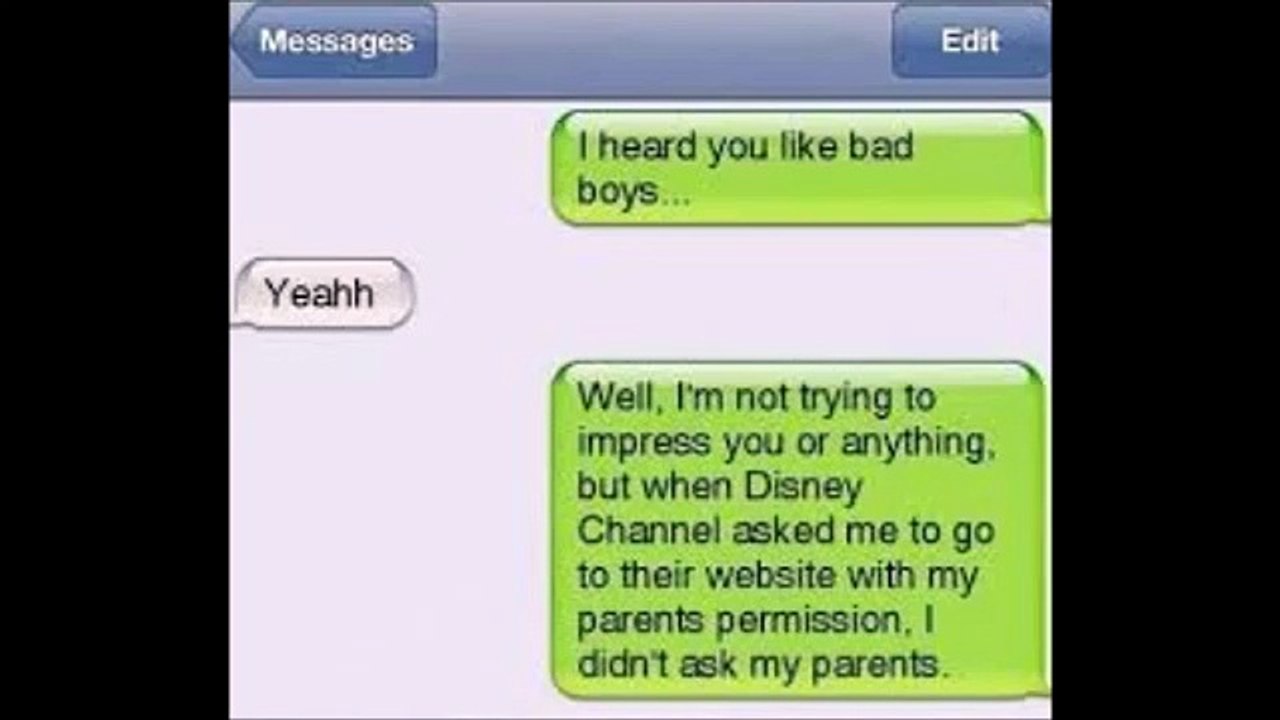 10 Funny Sexts/ Text PickUpLines
