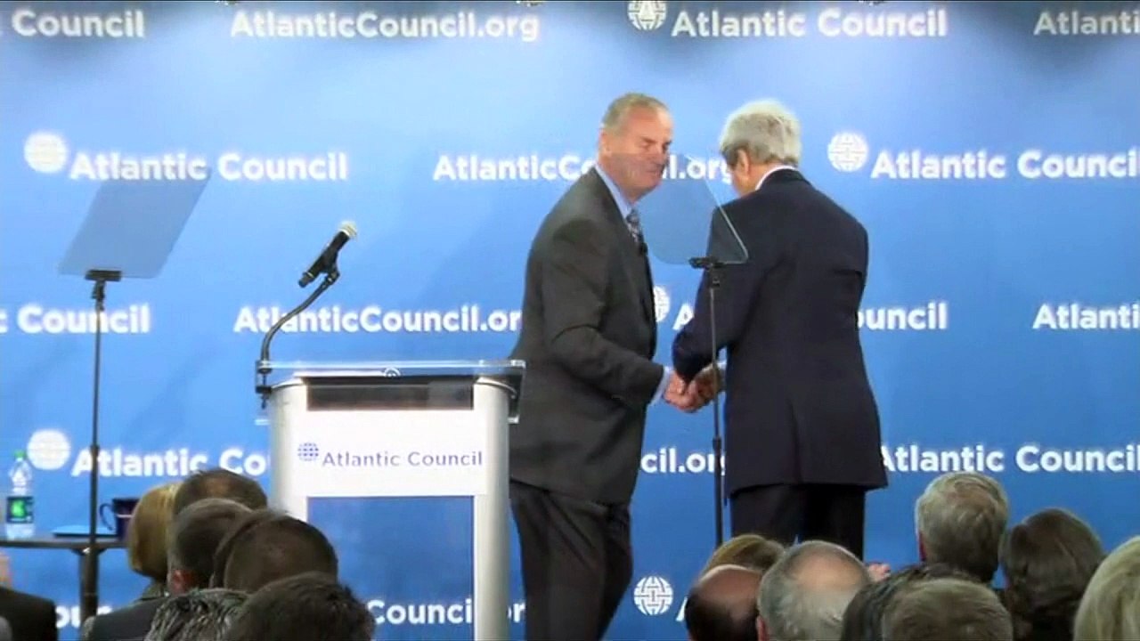 Accords de libre-échange: Kerry salue les progrès au Congrès