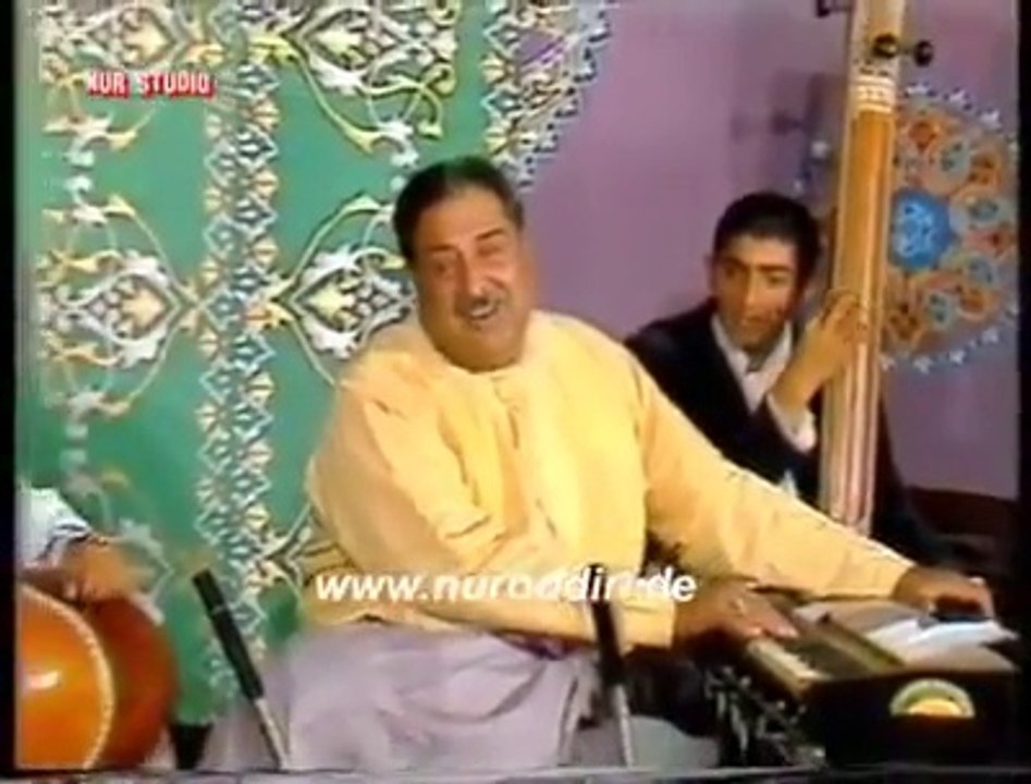 Tark e Aarzu Kardam Ranj e Hasti Aasaa,n Shud.. Bedil.. Ustad Sarahang Khan