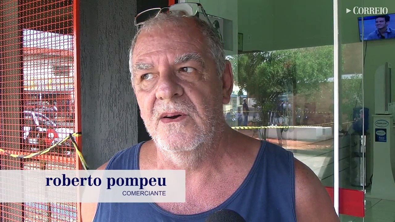 Gate desarma falsa bomba e liberta vigilante em...