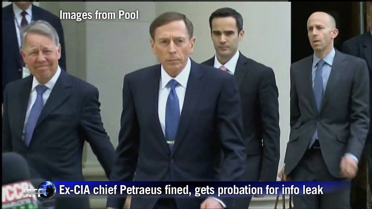 Ex-CIA chief Petraeus fined, gets probation for info leak