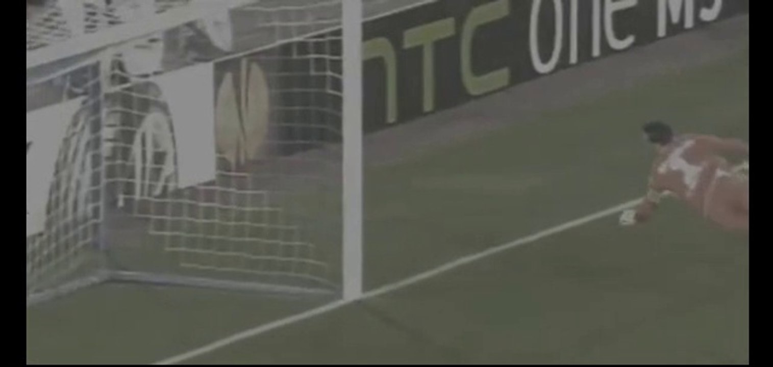 Callejòn 1:0 goal - SSC Napoli vs VfL Wolfsburg - Europa League 23/04/2015