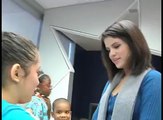 Elizabeth Cortez sings to Selena Gomez at Children's Medical Center of Dallas