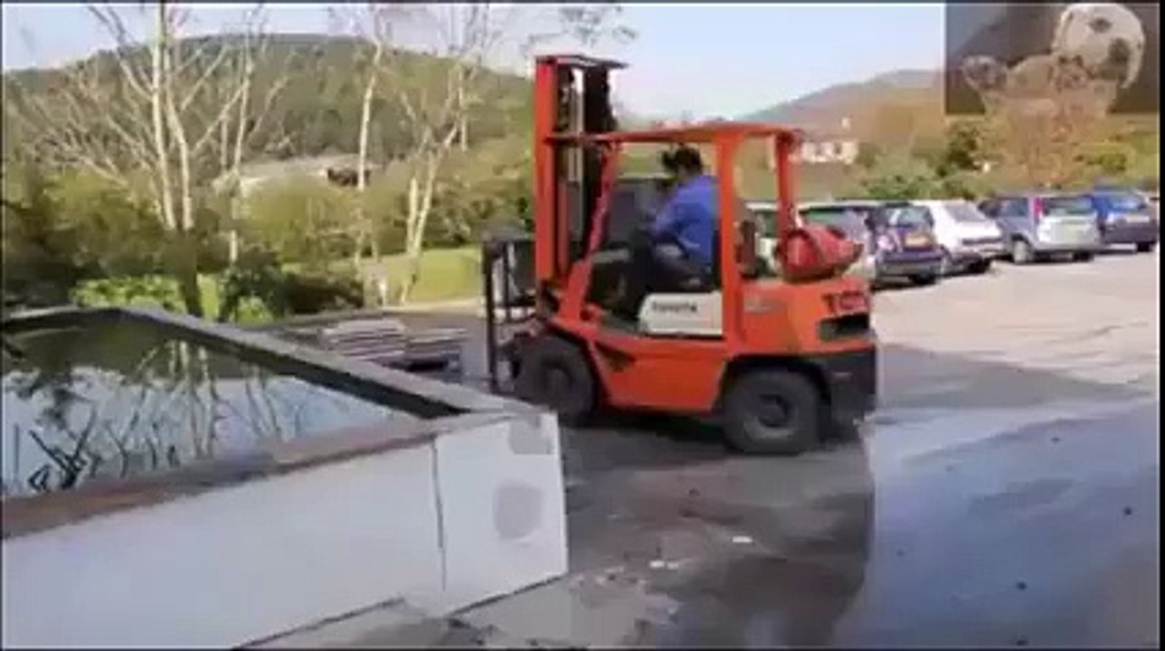 Regardez pourquoi ces OUVRIERS ce sont fait Renvoyer de leur JOB ...