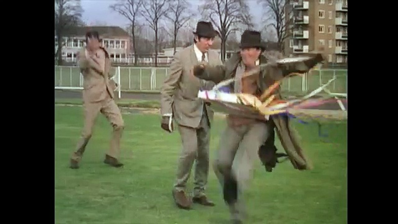 Upper Class Twit of the Year - Monty Python's The Flying Circus