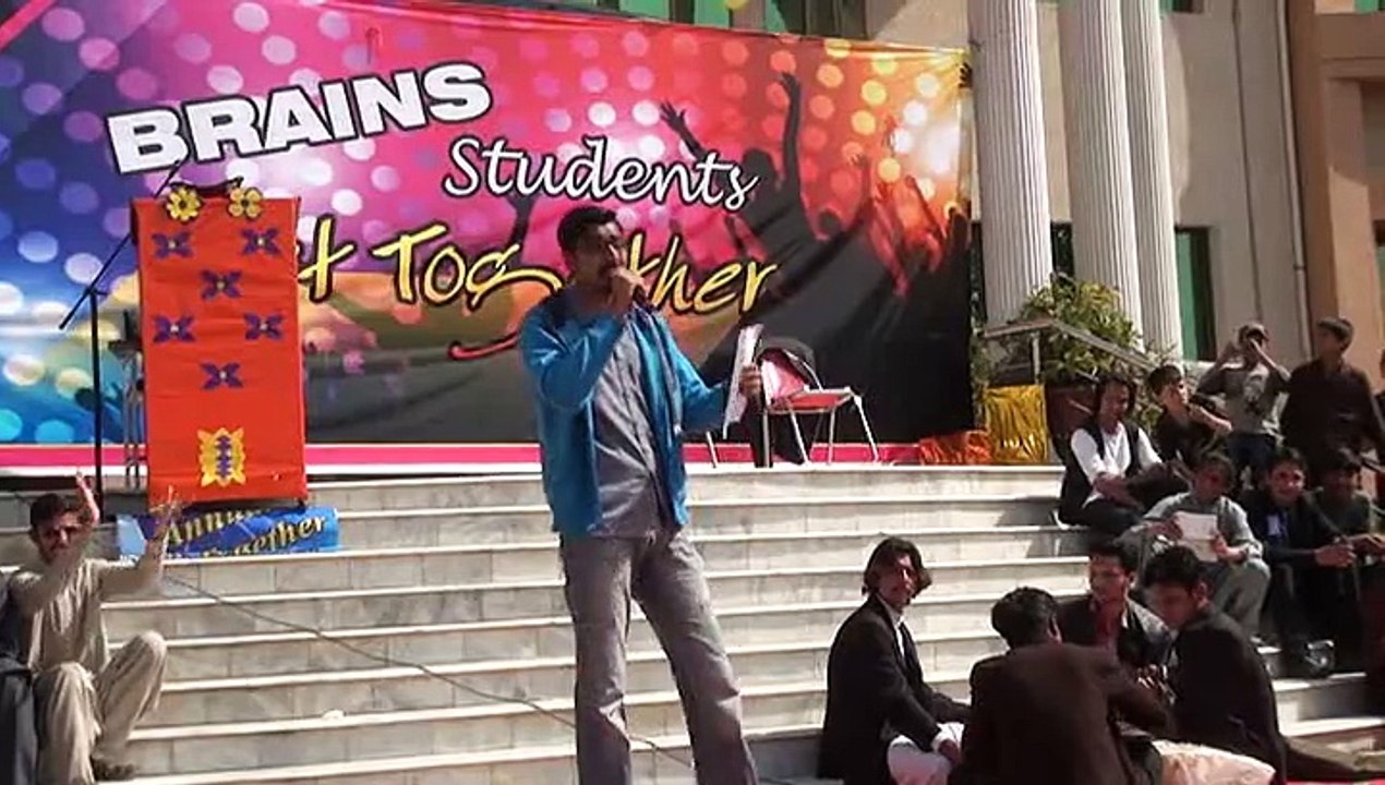 Usman Hamza Performing KARAR song