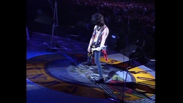 Guns N' Roses - Knocking On Heaven's Door Live In Tokyo 1992 HD