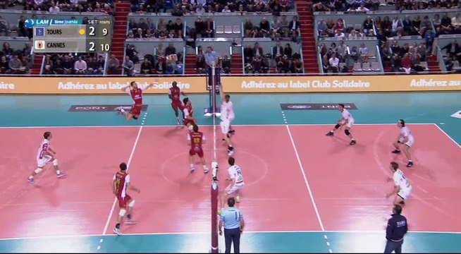 Volley j8 - Victoire de Cannes face à Tours