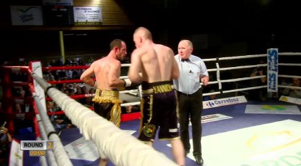 Boxe mi-lourds - Victoire de Patrick Bois Jr