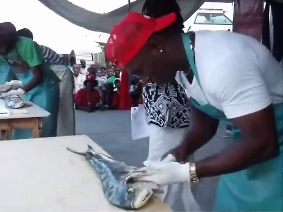 2 Dakikada Balık Nasıl Temizlenir