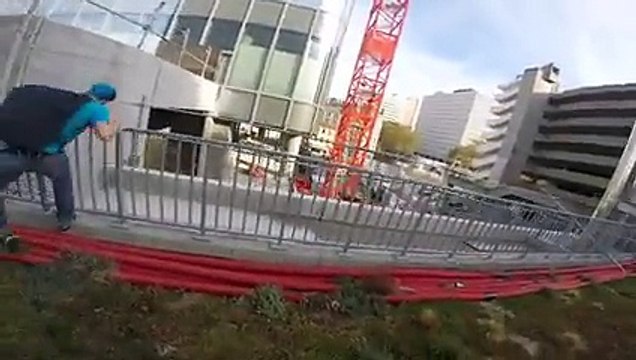 Saut illégal en BASE Jump depuis la tour Incity à Lyon
