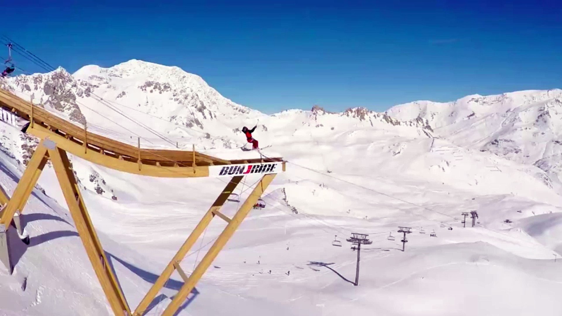 Du saut à ski (et à l'élastique) pour s'envoler sur les pistes - Vidéo  Dailymotion