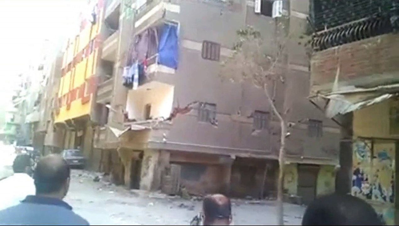 رهيب انهيار منزل بمنطقة عرب المعادى