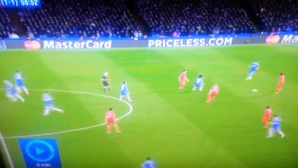 L'énorme loupé de Cavani contre Chelsea