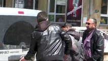 Sare Davutoğlu’nun ziyareti öncesi silahlı bir kişi yakalandı !