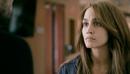 Sin Identidad T2-María se reencuentra con Juan