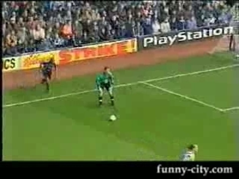 Stupid_goalkeeper