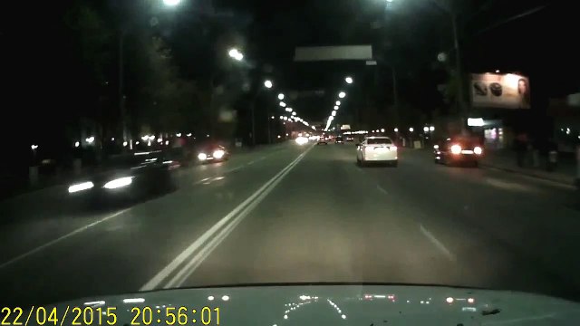 ДТП на Воздухофлотском в Киеве 22.04.2015: девушка на Chery Beat опрокинулась, врезавшись в Daewoo