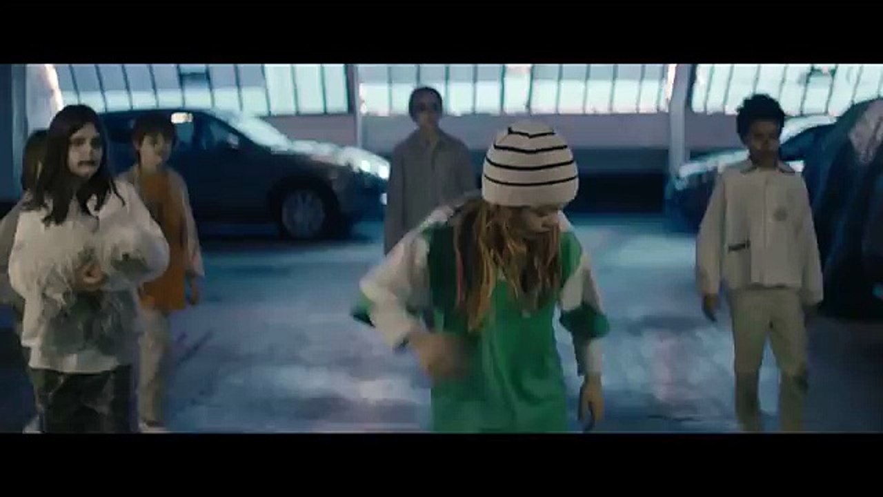 Raphael - Somnambule [Official Music Video]
