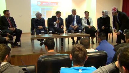 Başbakan Ahmet Davutoğlu, Sincan Çocuk Cezaevini Ziyaret Etti (2)