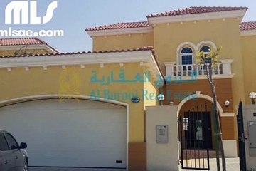 Villa For Sale in Jumeirah Park  Best Price