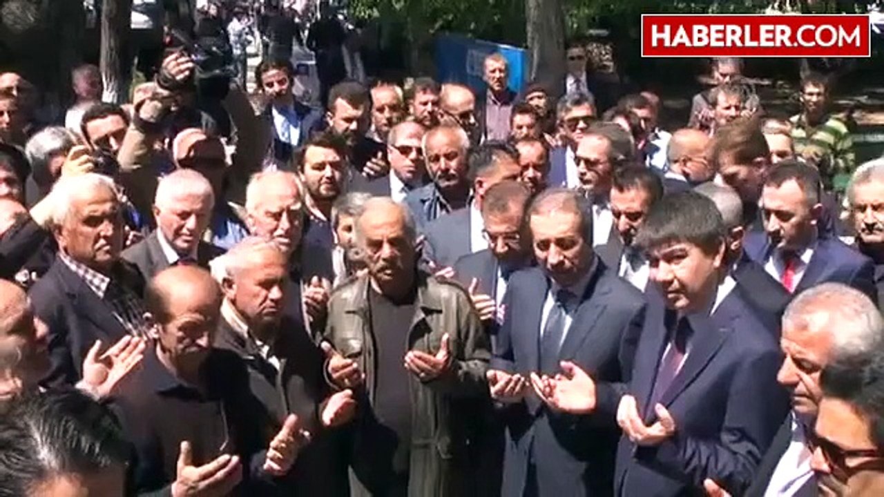 Gıda, Tarım ve Hayvancılık Bakanı Mehmet Eker