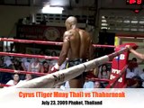 Thai scores 1st round KO