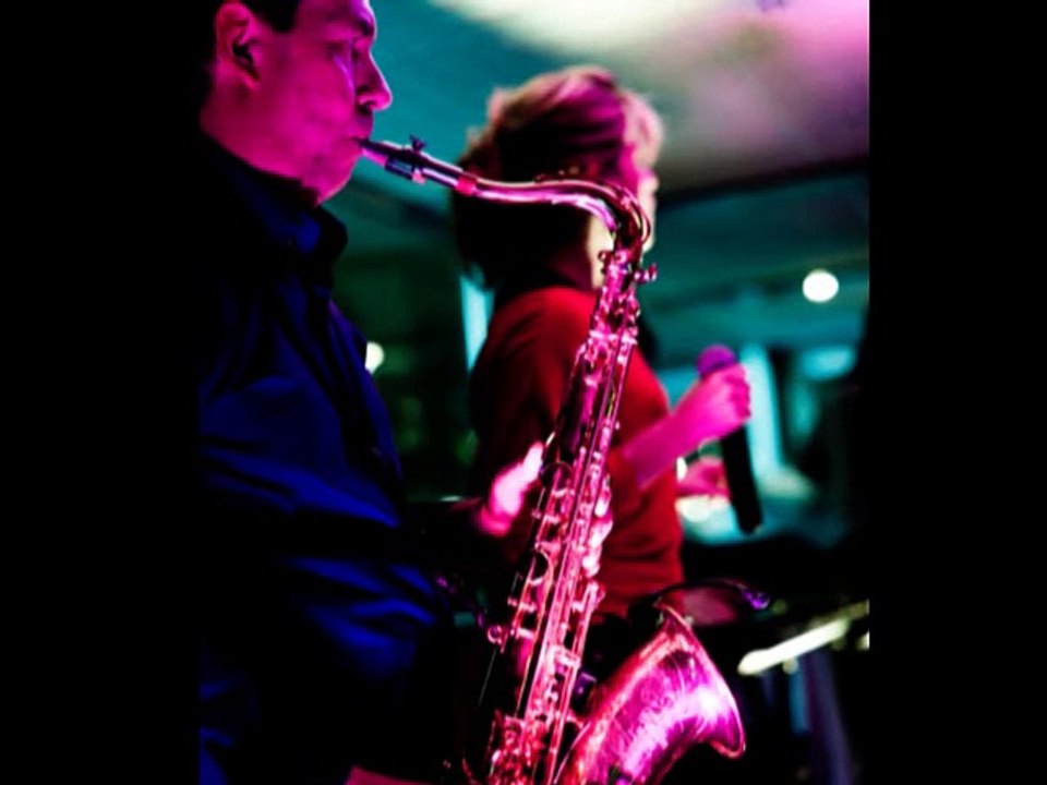 medley de titres Stop/Is it a crime/New york New york/Oye como va