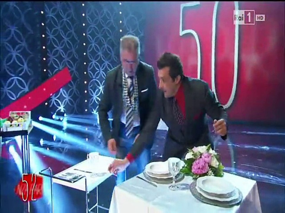 Flavio Insinna ospite a "Senza parole" su Rai 1- 23/04/2015