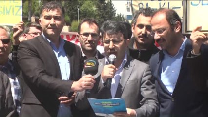 Mursi'ye 20 Yıl Hapis Cezası Verilmesi Protesto Edildi