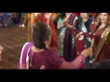 Aunty Did THE BEST Dance - Mehnid Lagi Tere Haathon Men- HD  Video