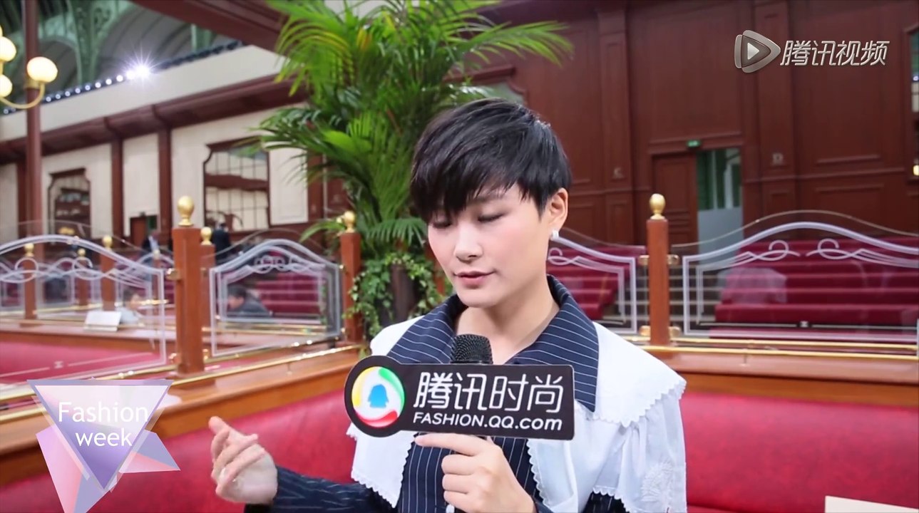 李宇春Waiteress 装亮相CHANEL 姚晨奚梦瑶齐斗艳