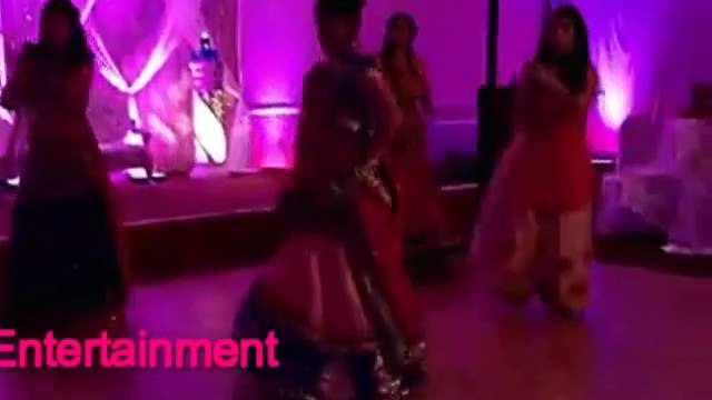 Balam Pichkari - HD - Desi Girls Dance On Wedding