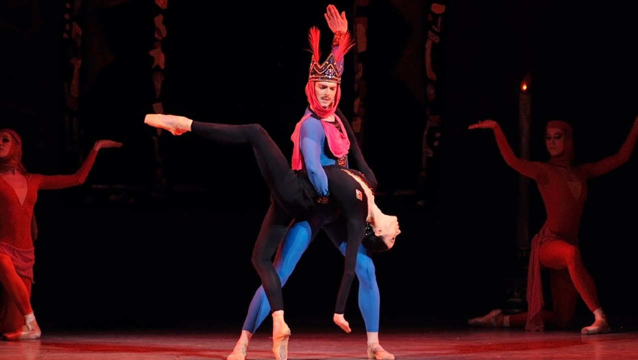 Виктория Терешкина, Владимир Шкляров, Екатерина Осмолкина - "Легенда о любви"