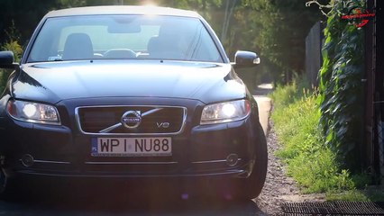 Volvo S80 4.4 V8 with custom racing exhaust