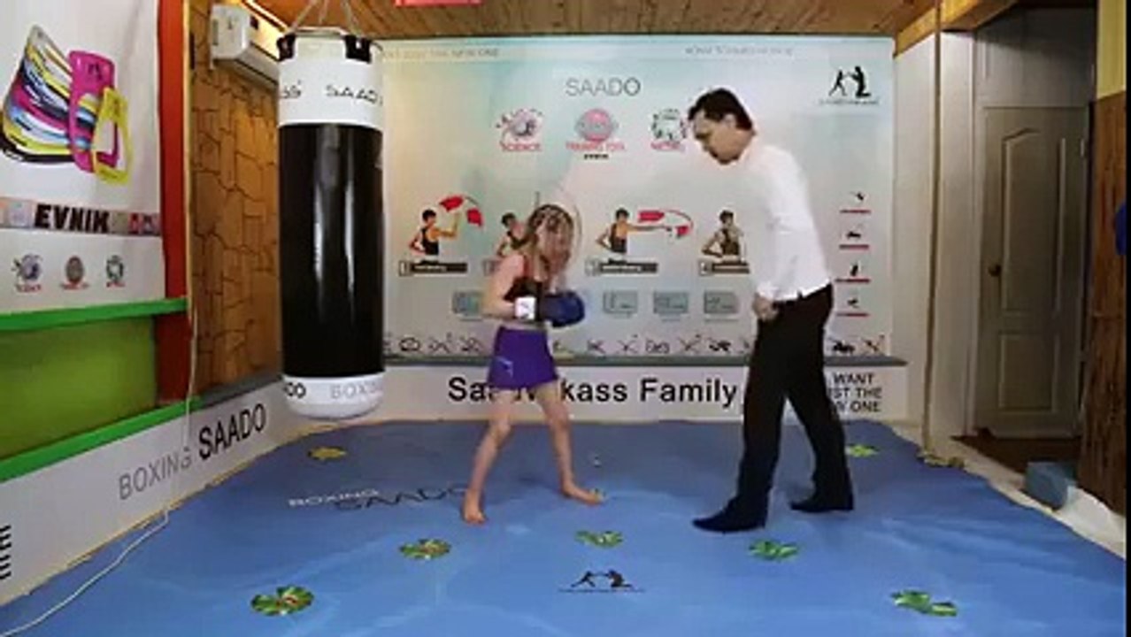 Amazing Fastest Boxer Girl - Must Watch This Video