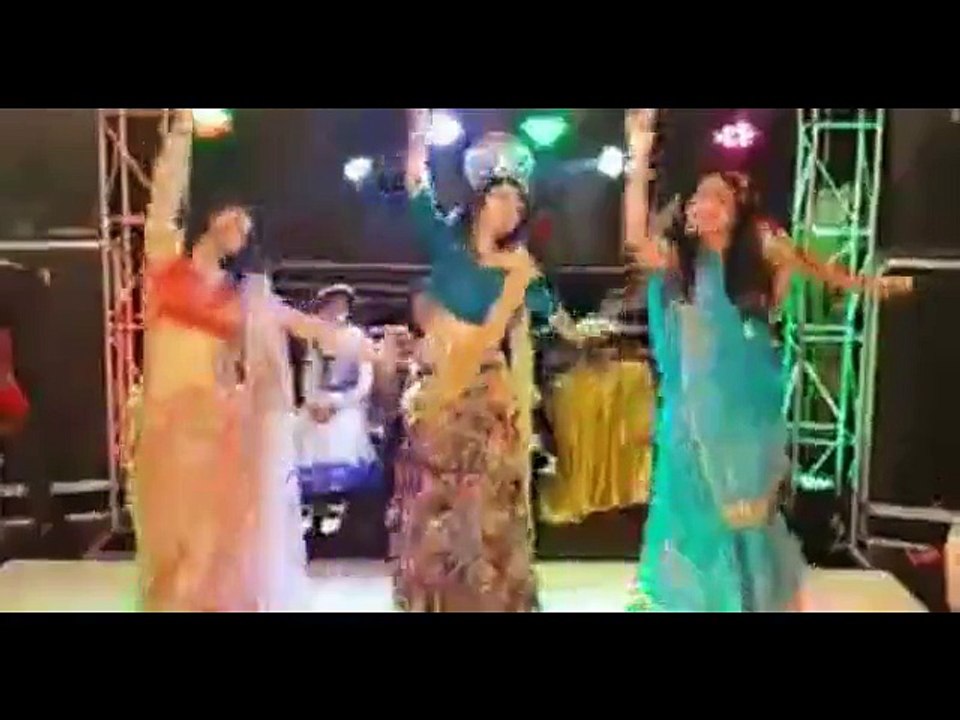 Best Wedding Dance Ever - On Song Larke o Re Larke - HD video