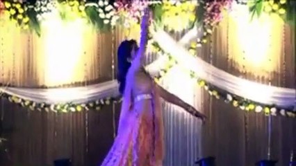 Bride & Groom on Dance - Romantic - HD Video
