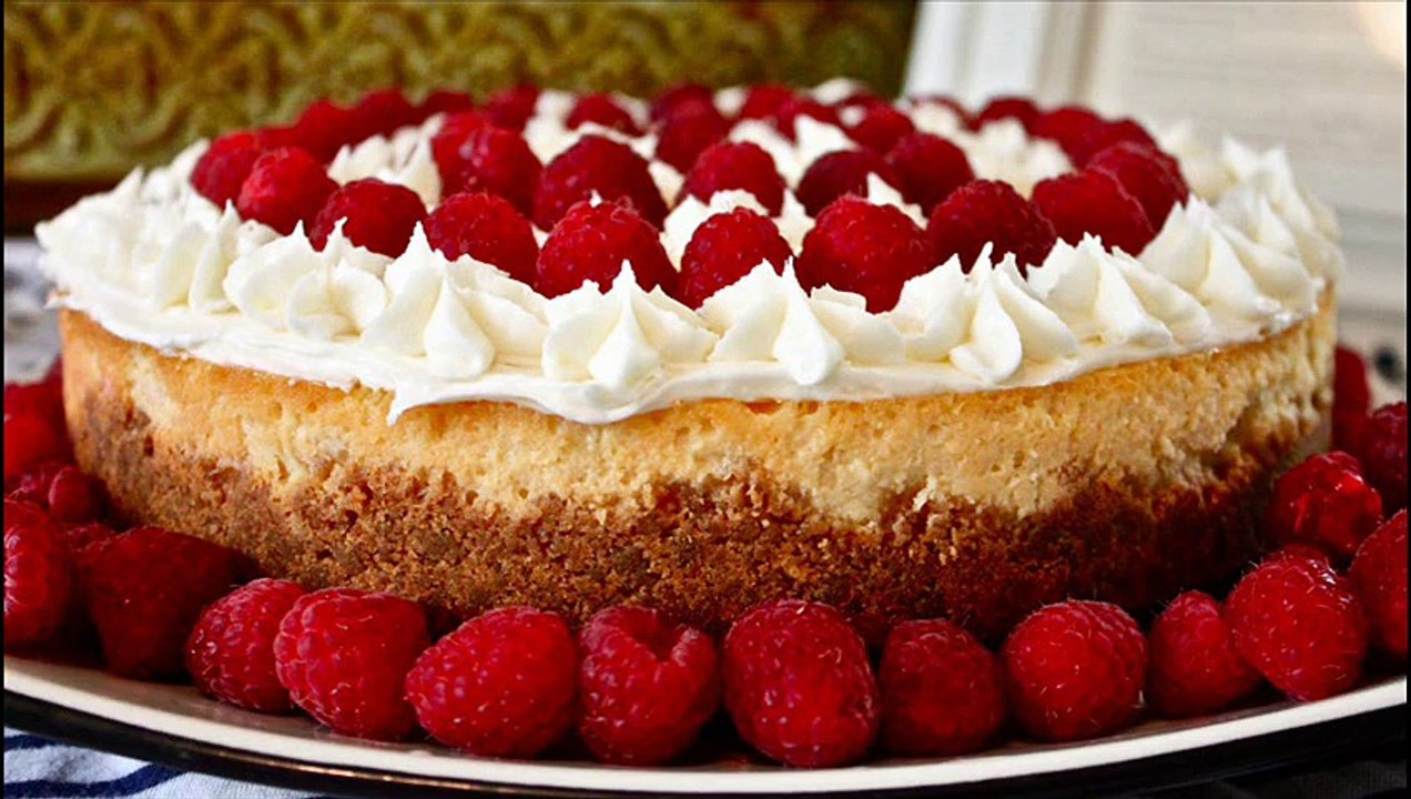 White Chocolate Raspberry Cheesecake