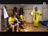 In med bollen - Markoolio, fotbolls-EM 2004 - Sveriges låt